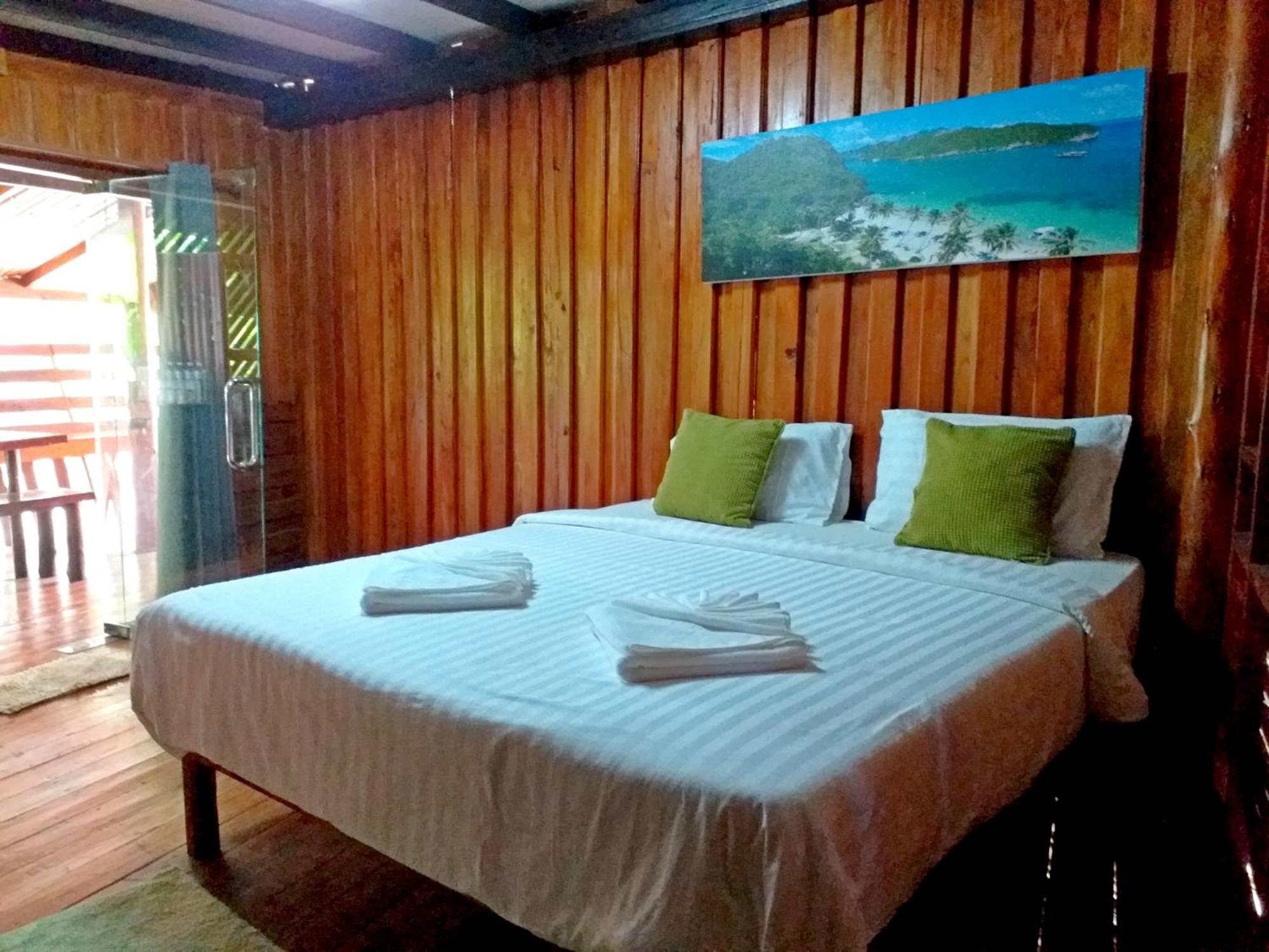 The Ford Sunset Beach Resort Wok Tum Екстер'єр фото