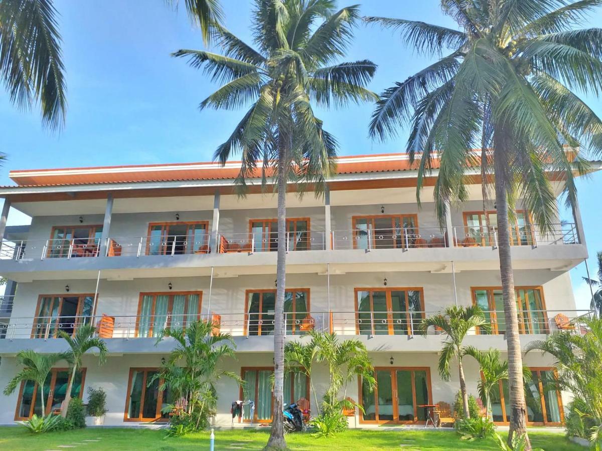 The Ford Sunset Beach Resort Wok Tum Екстер'єр фото