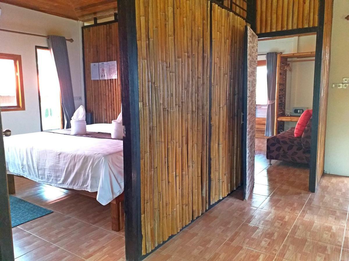 The Ford Sunset Beach Resort Wok Tum Екстер'єр фото